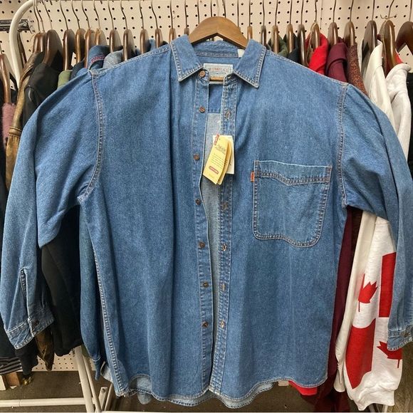 Levi's Other - Large Levi’s orange tab men’s denim shirt large NWT